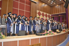 فارغ التحصیلان