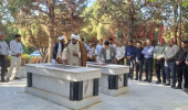 هم زمان با آغاز هفته گرامیداشت دفاع مقدس،ویژه برنامه غبار روبی مزار شهدا برگزا گردید.